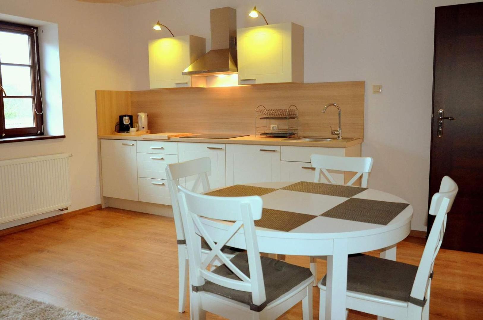 Farm stay Gospodarstwo Nad Jeziorem Zalom (Czlopa)